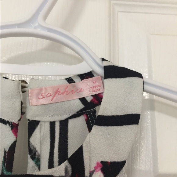 Halter top 🎀2 for 20 - Picture 3 of 3